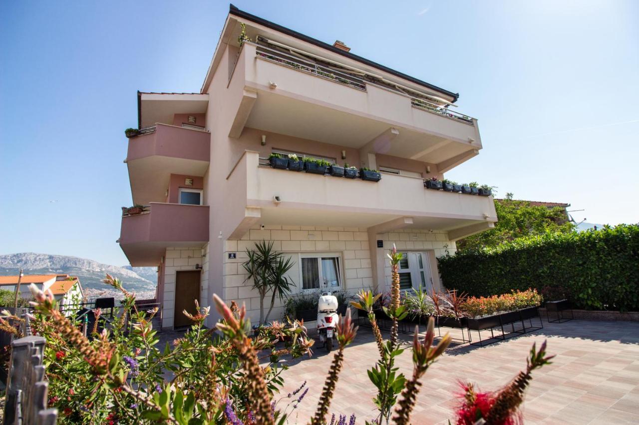 Utopia Apartments Σπλιτ Εξωτερικό φωτογραφία