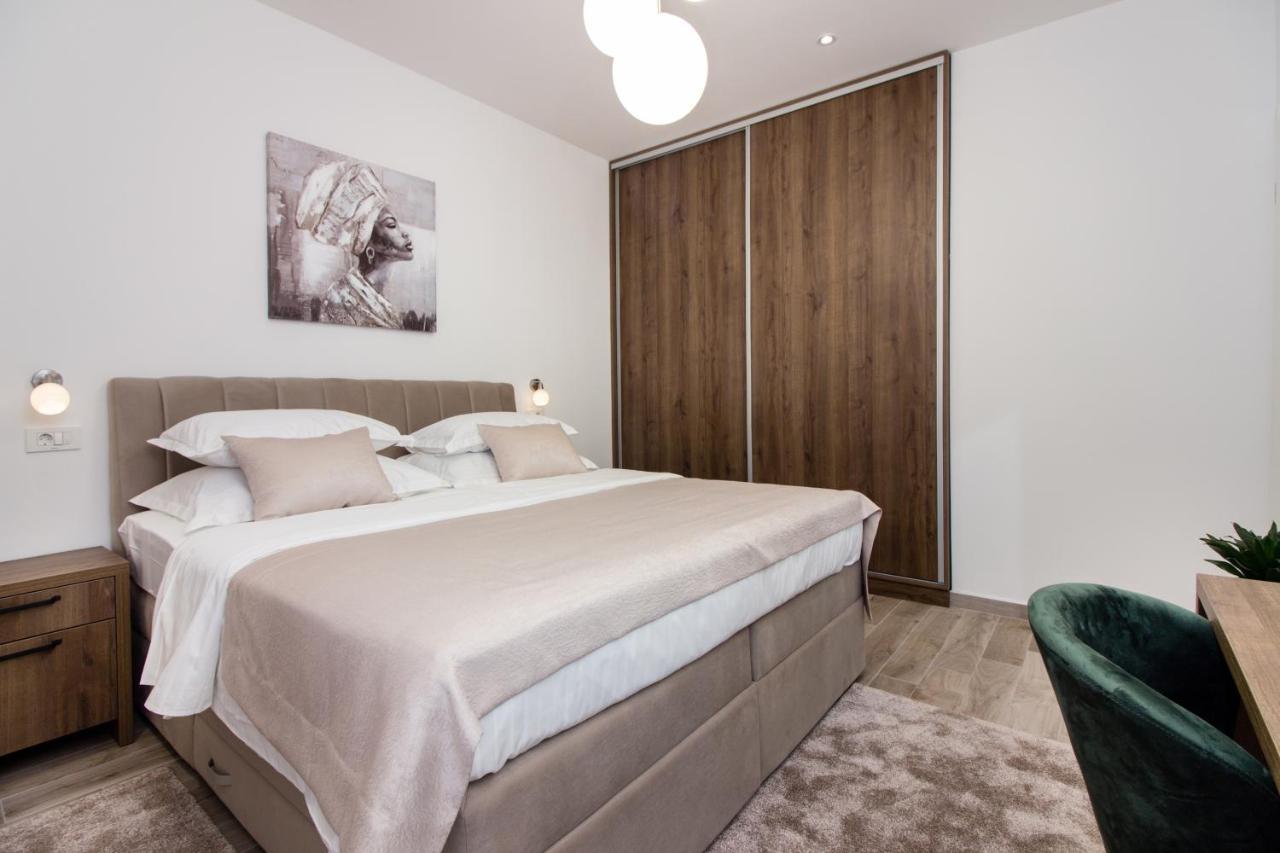 Utopia Apartments Σπλιτ Εξωτερικό φωτογραφία