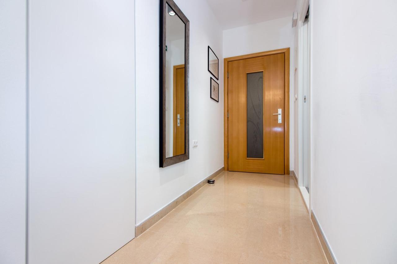 Utopia Apartments Σπλιτ Εξωτερικό φωτογραφία