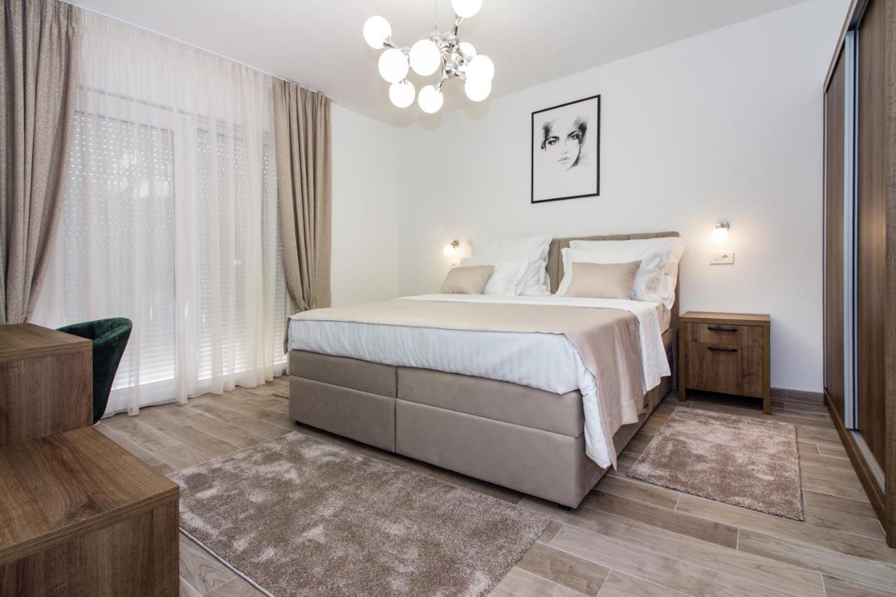 Utopia Apartments Σπλιτ Εξωτερικό φωτογραφία