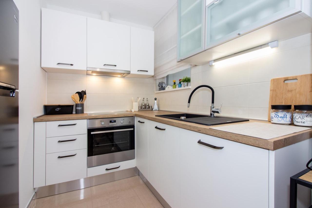 Utopia Apartments Σπλιτ Εξωτερικό φωτογραφία