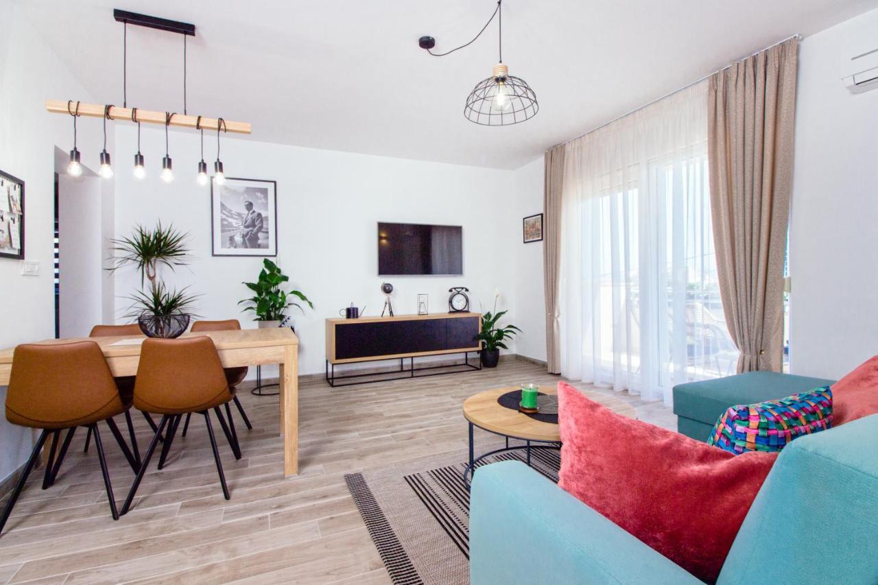 Utopia Apartments Σπλιτ Εξωτερικό φωτογραφία